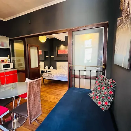 Apartament Lovely Place *