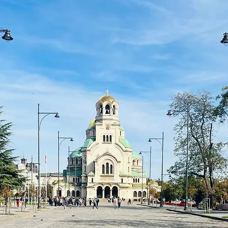 Апартамент Lovely Place