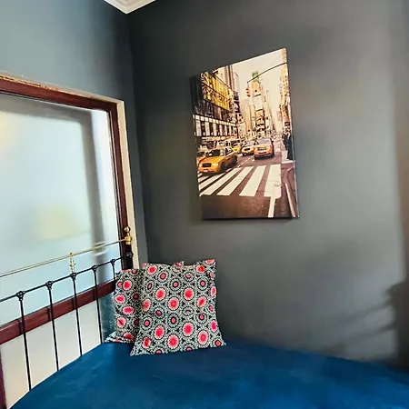 Lovely Place 아파트